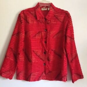 CHICO's DESIGN silk shirt. Textured/ruffled long sleeve blouse. Chico's Size 0
